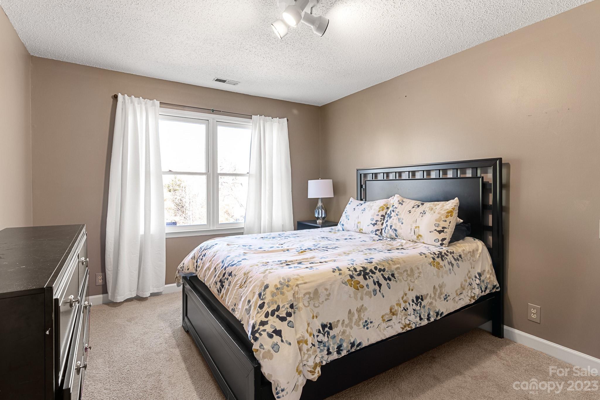 Swan Meadows - Residential