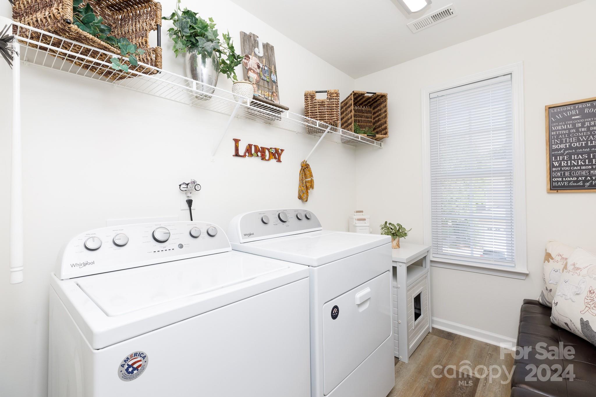 Lake Shore On Lake Wylie - Residential