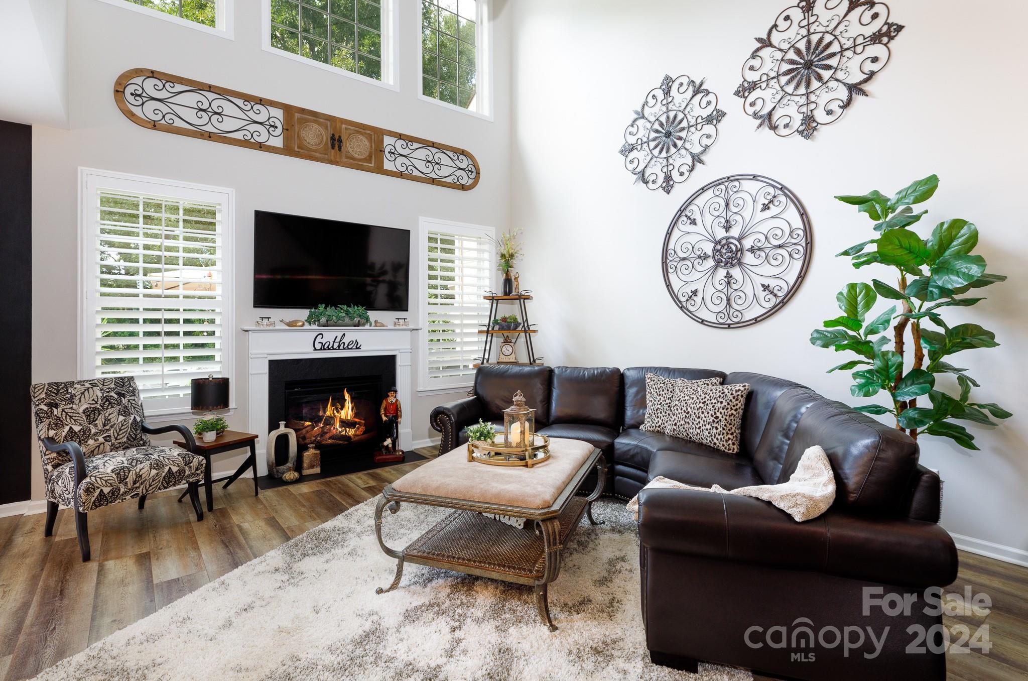 Lake Shore On Lake Wylie - Residential