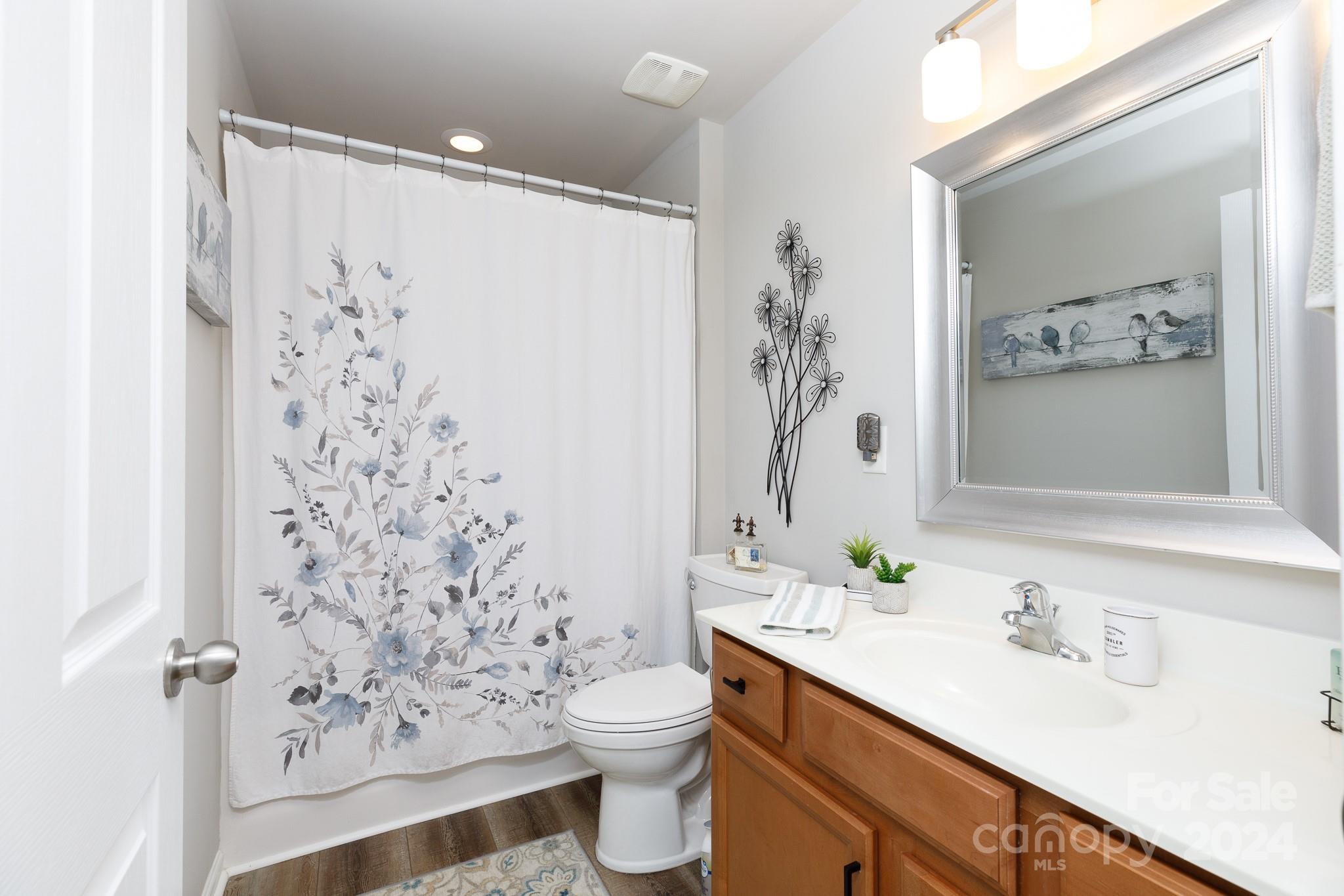 Lake Shore On Lake Wylie - Residential