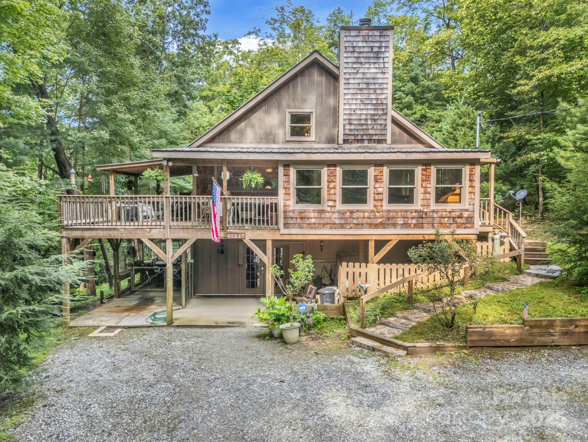 656 Cardinal Road