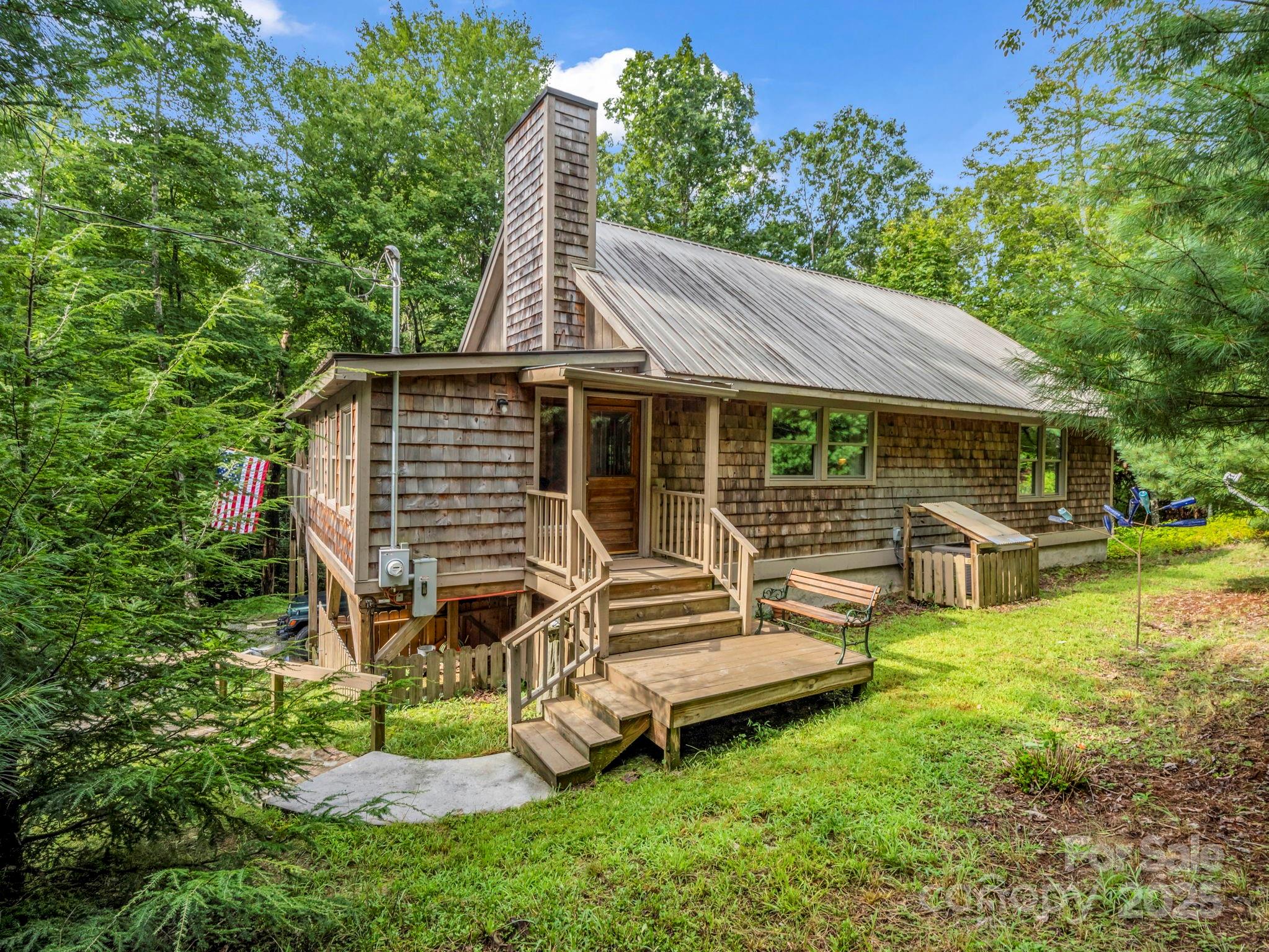 656 Cardinal Road