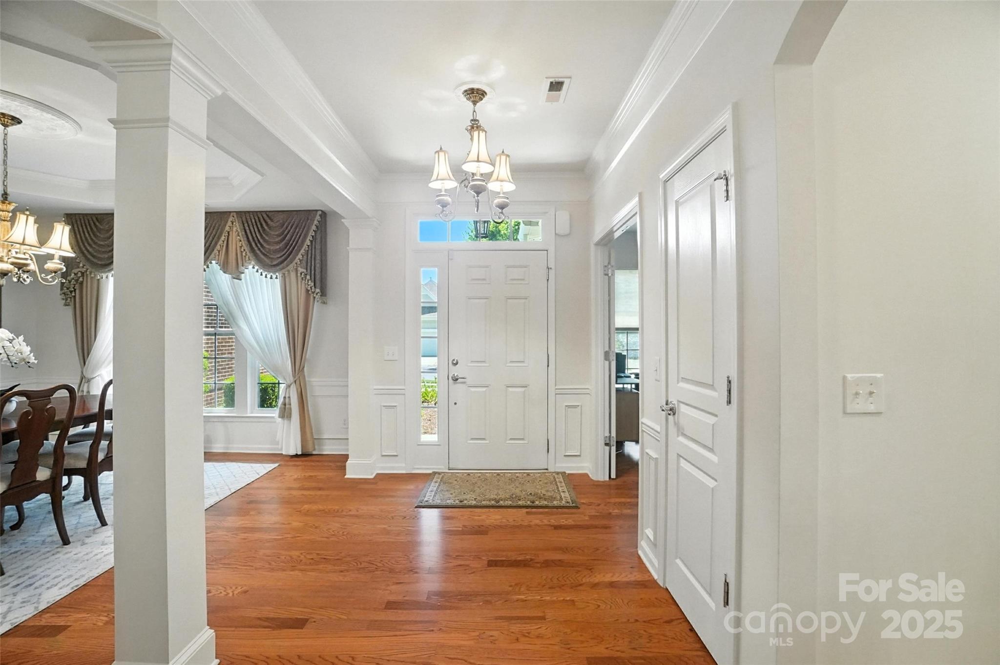 41166 Calla Lily Street