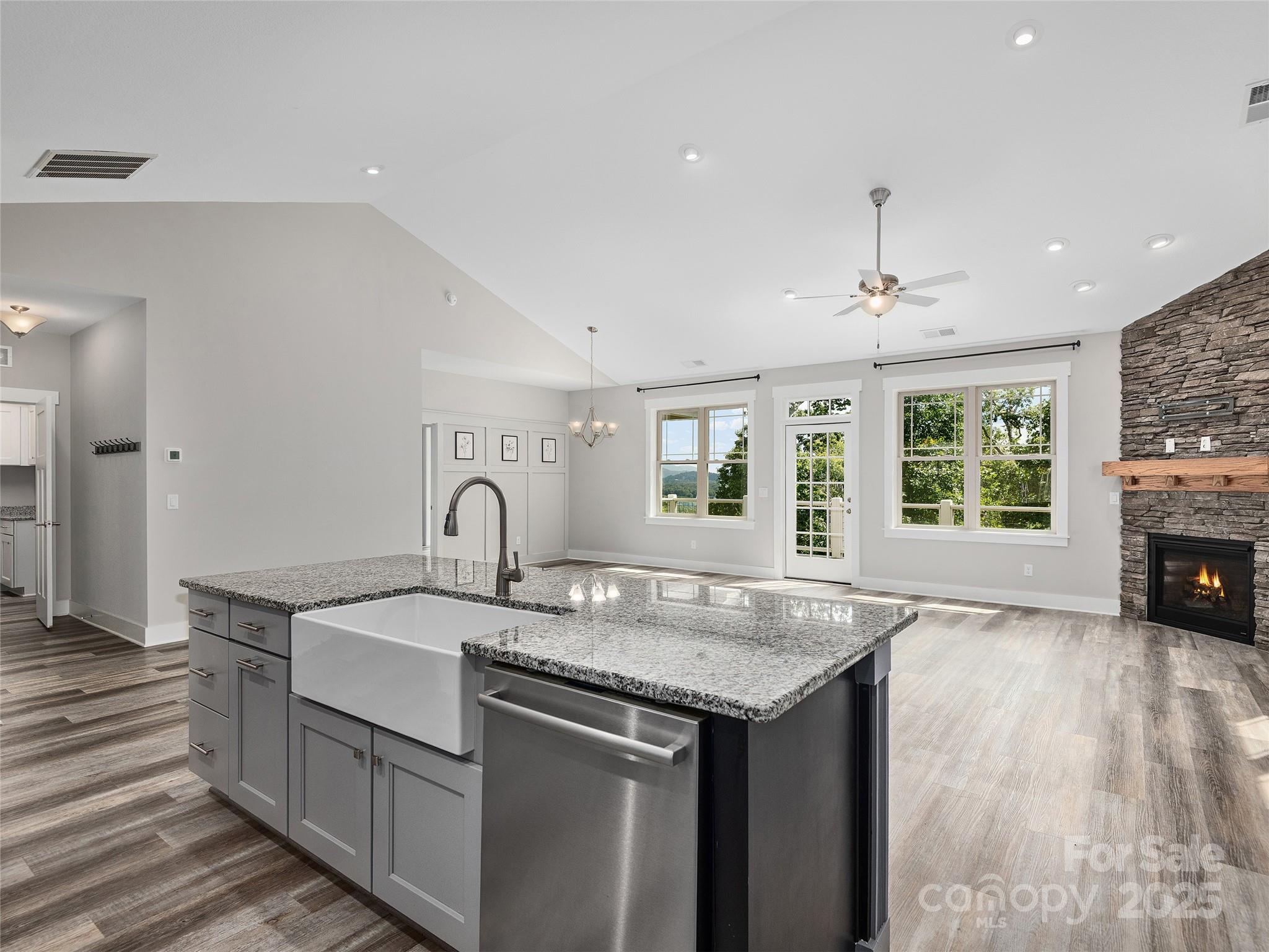 Pinnacle at Arabella Heights - Residential