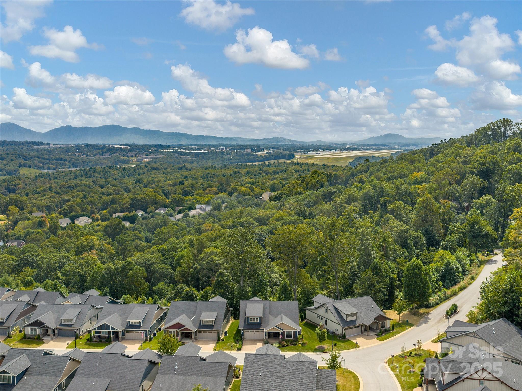 Pinnacle at Arabella Heights - Residential