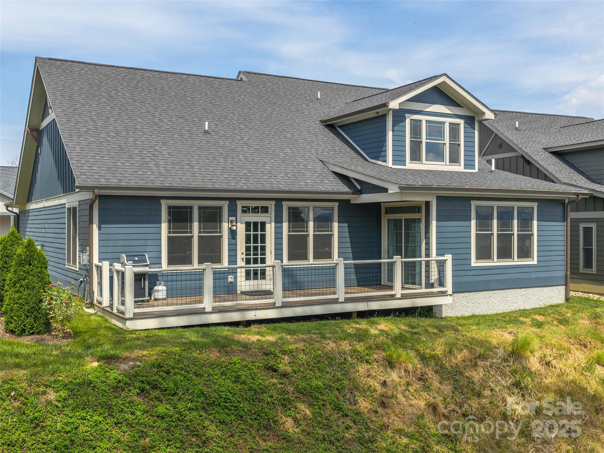 Pinnacle at Arabella Heights - Residential