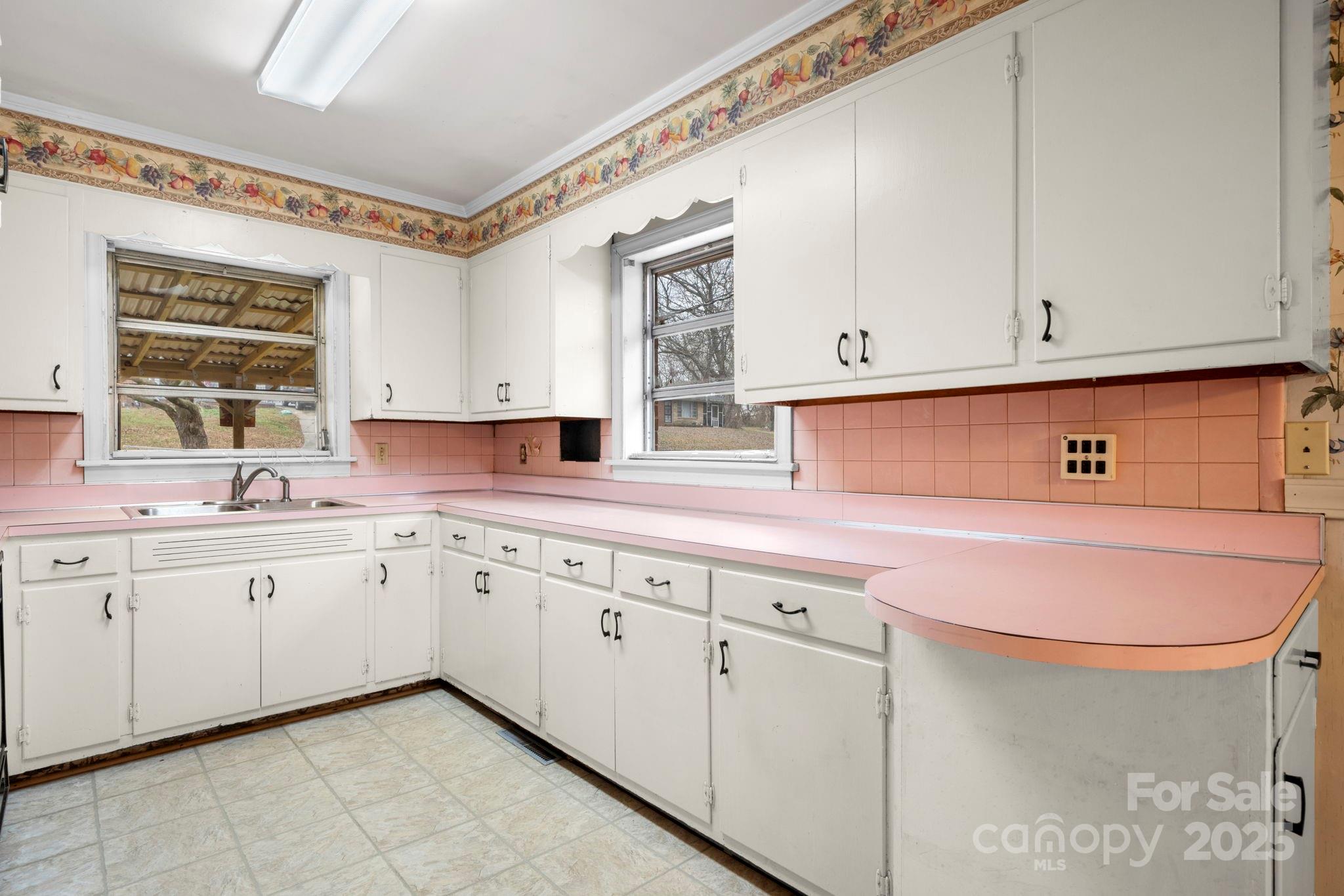 1177 2nd Street Place SE