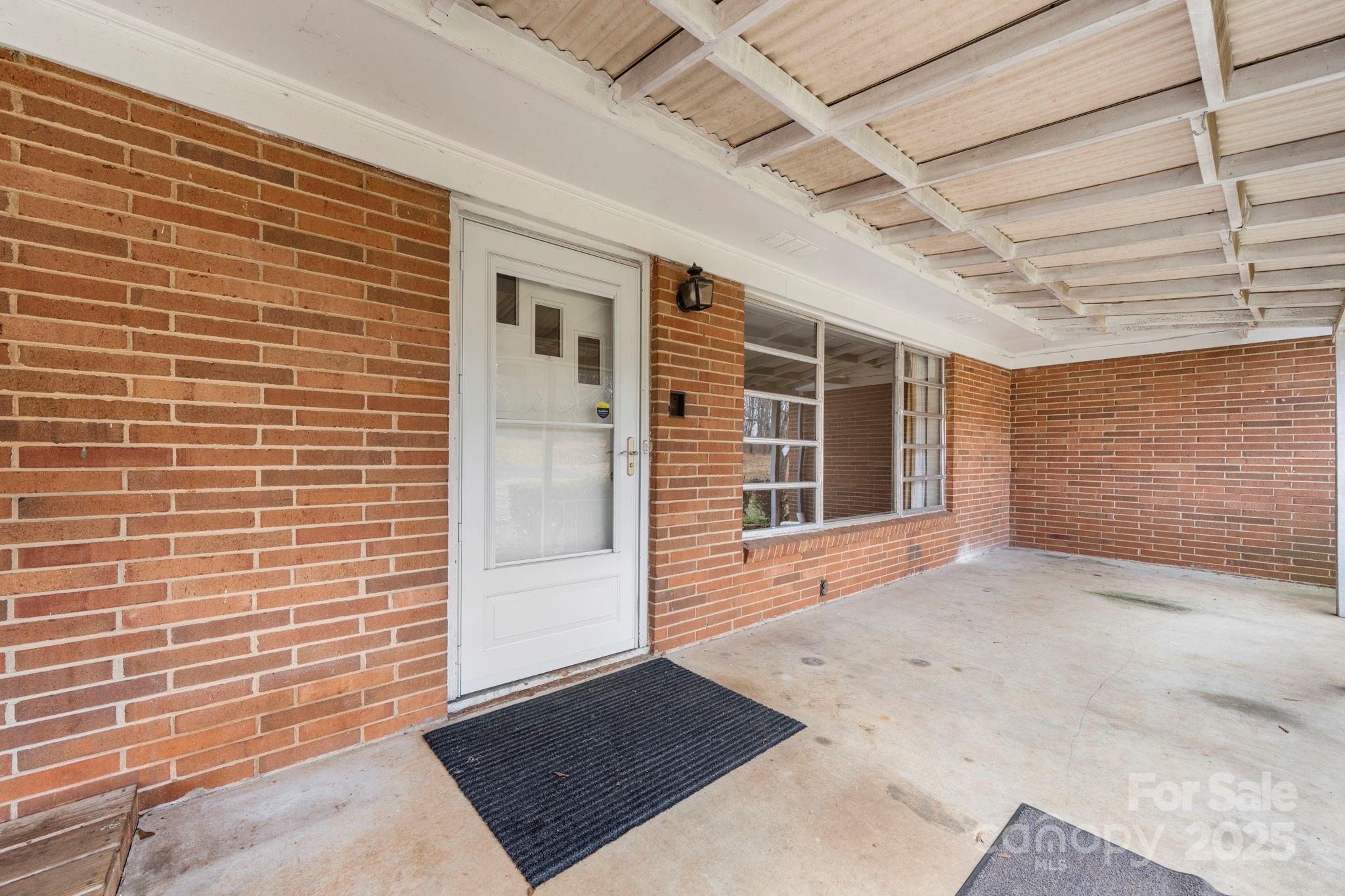 1177 2nd Street Place SE