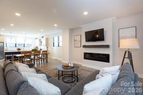 3538 Saker Lane Charlotte NC 28211