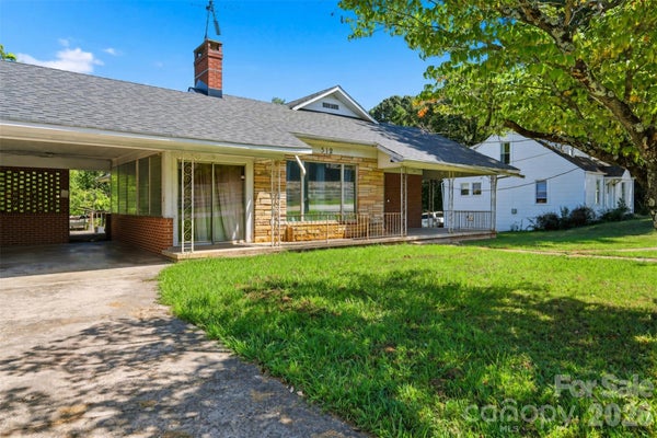 512 1ST ST W, CONOVER, NC 28613 - Image be4dffcb7aba6ca35b8f7369b7a184a8/1652820865