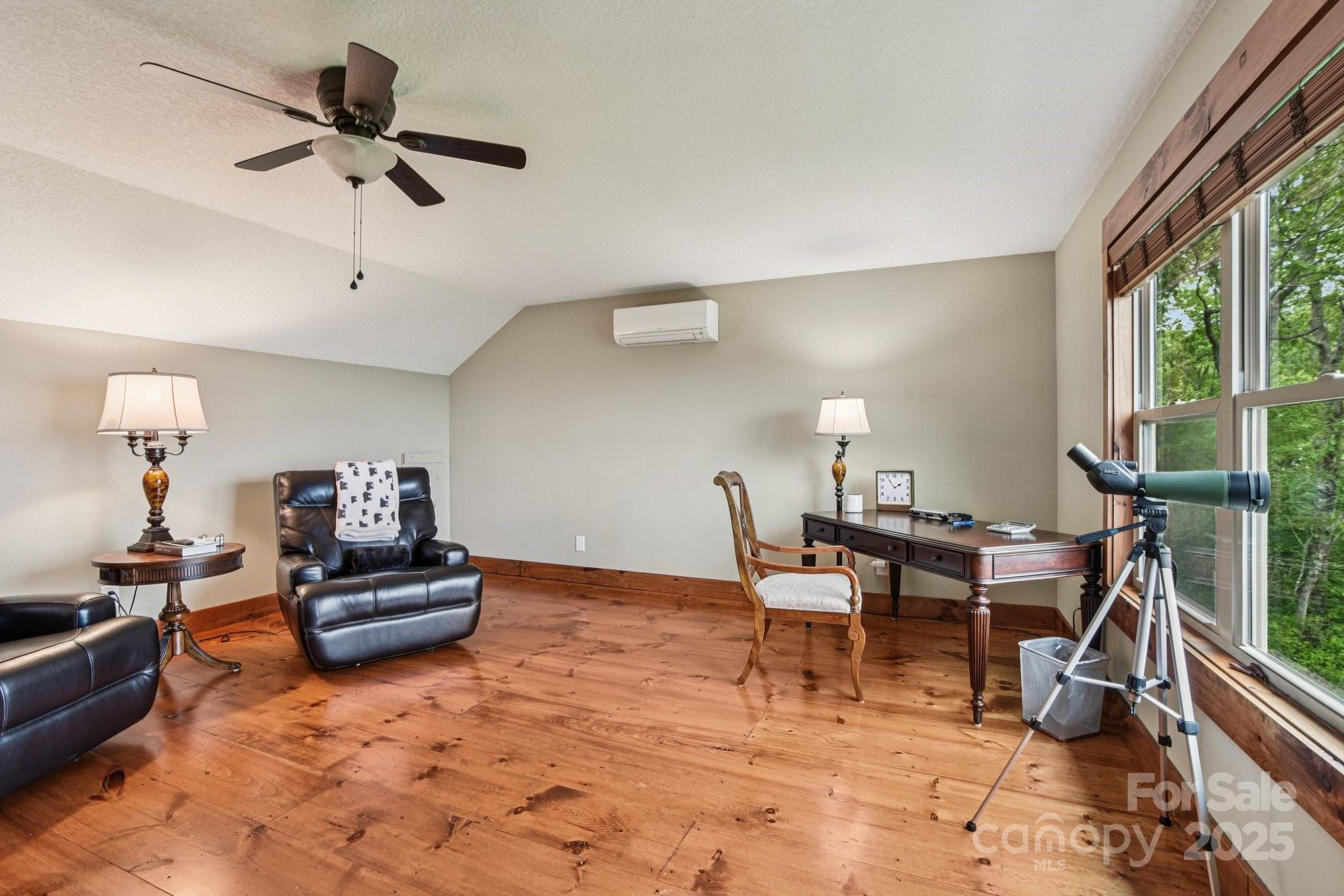 Falcon Ridge - Residential