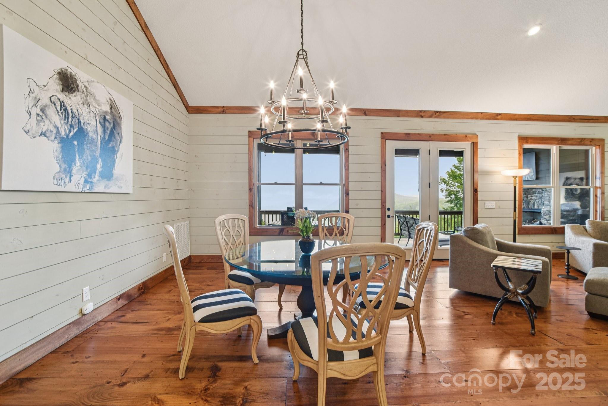 Falcon Ridge - Residential