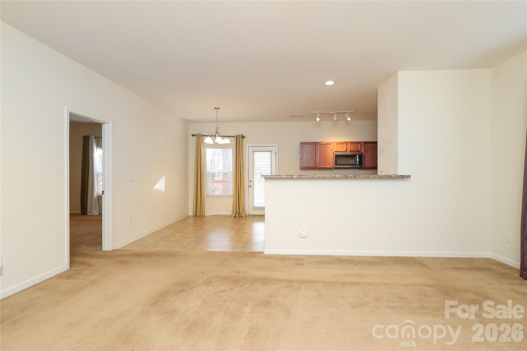 Hammond Lake - Residential