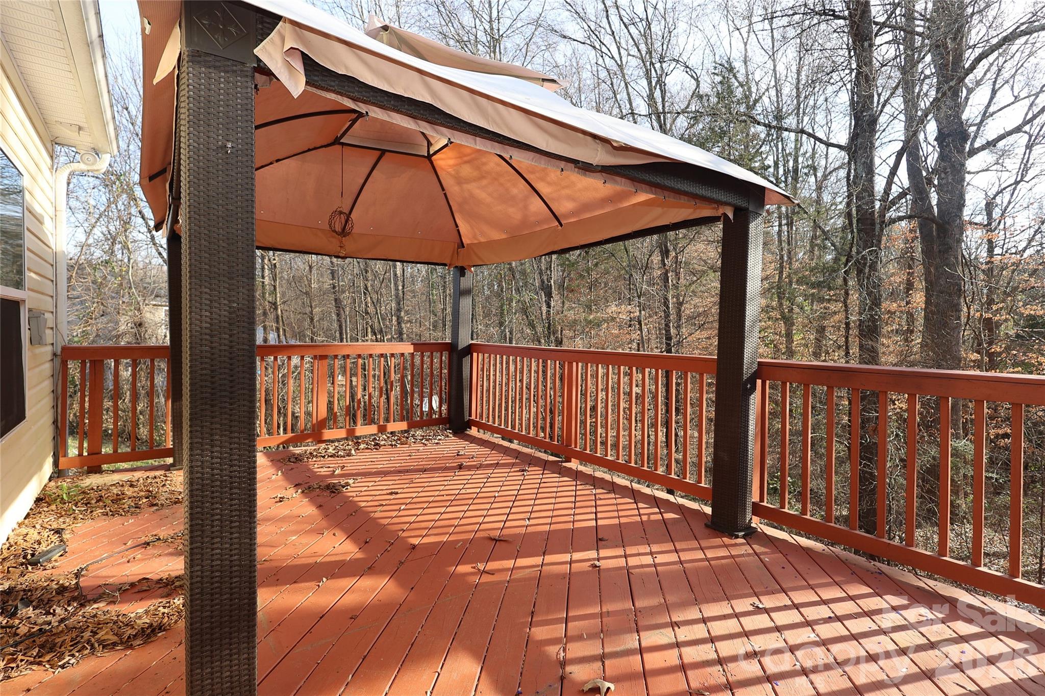 Hammond Lake - Residential