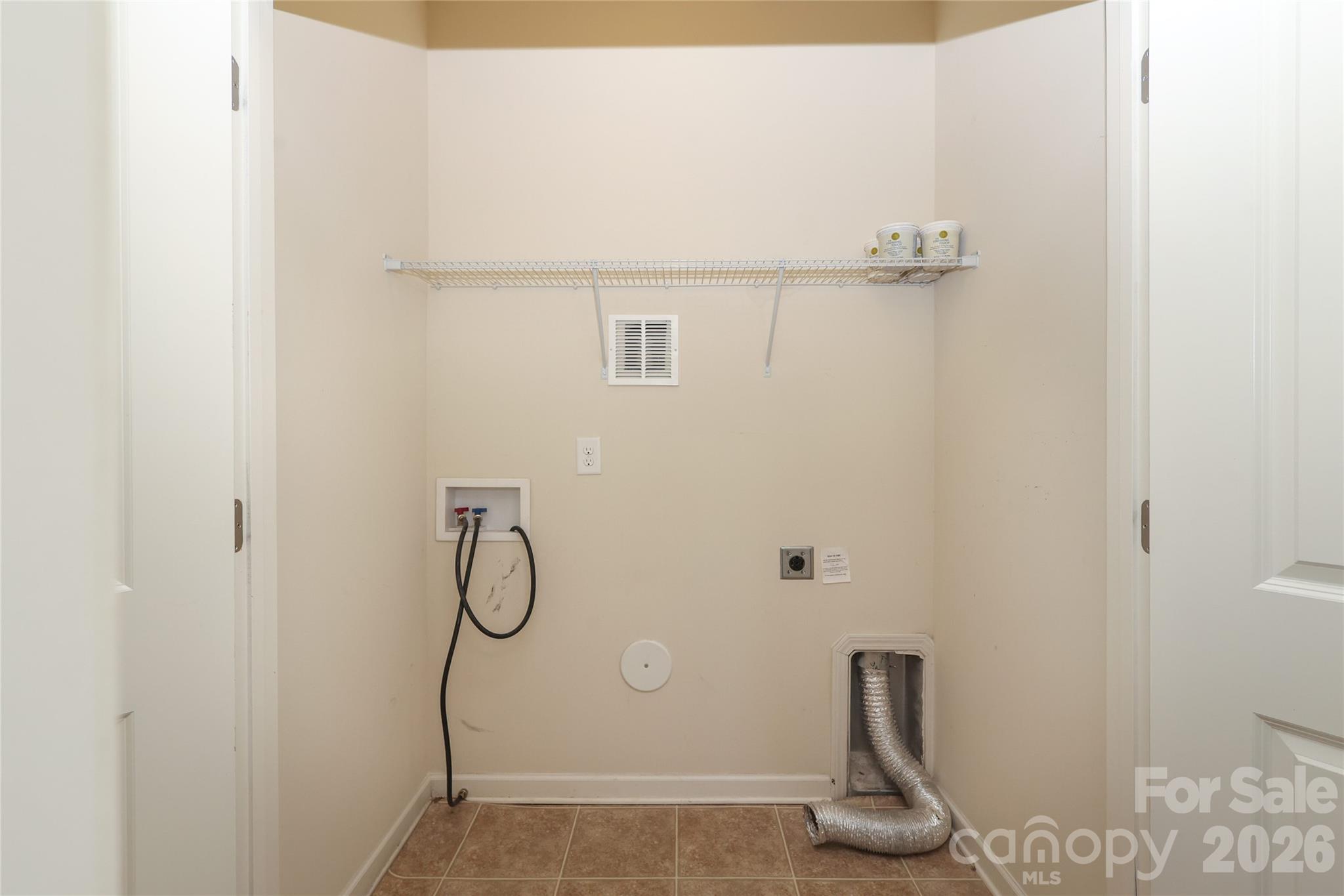 Hammond Lake - Residential