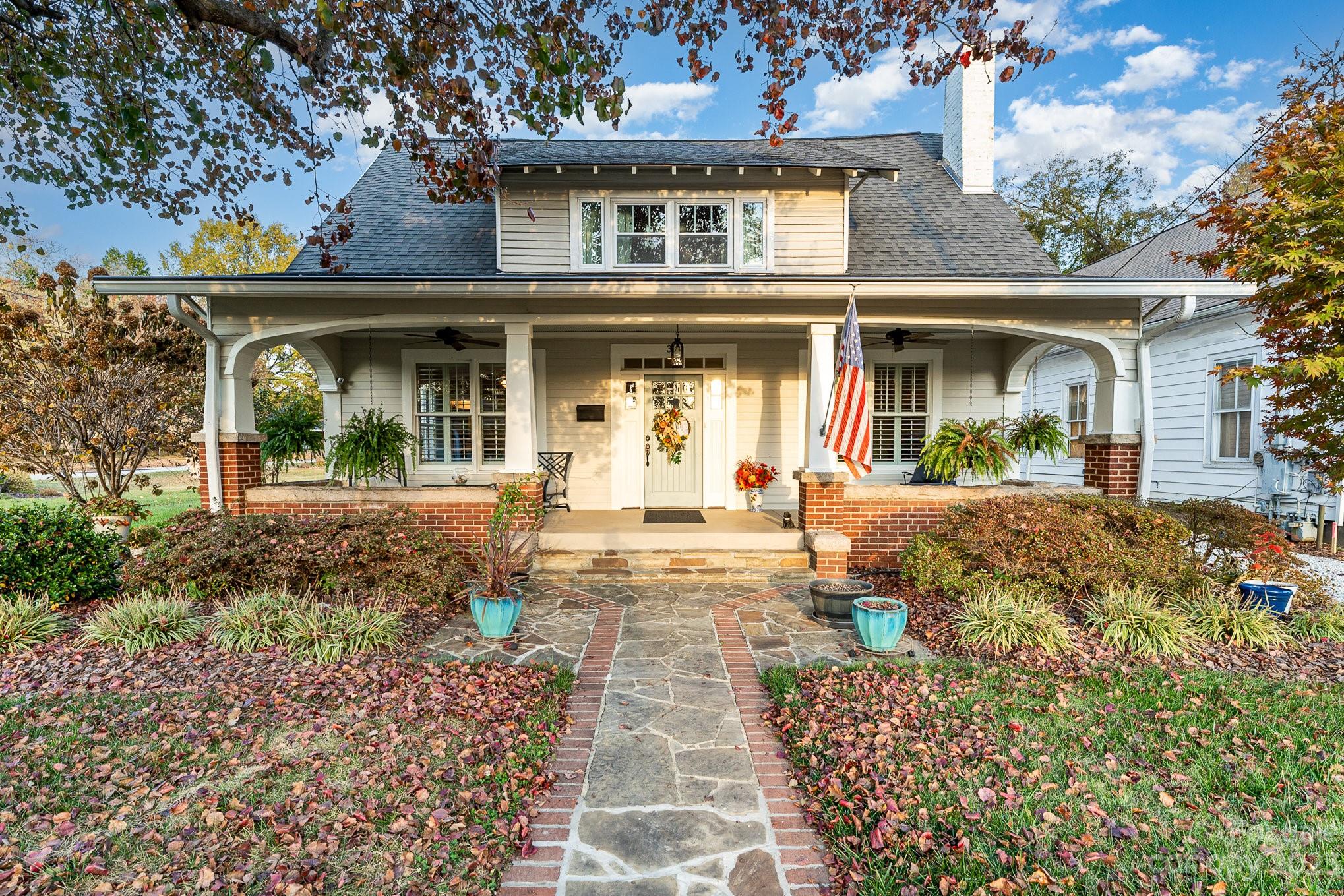 Elizabeth Heights - Residential