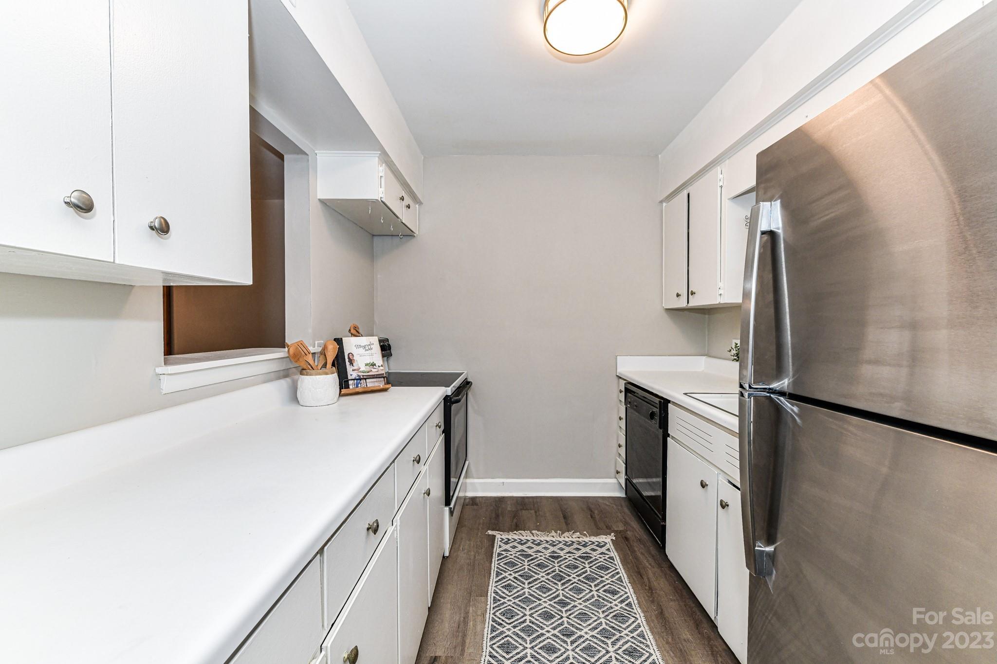 Sir Johns Hill - Residential