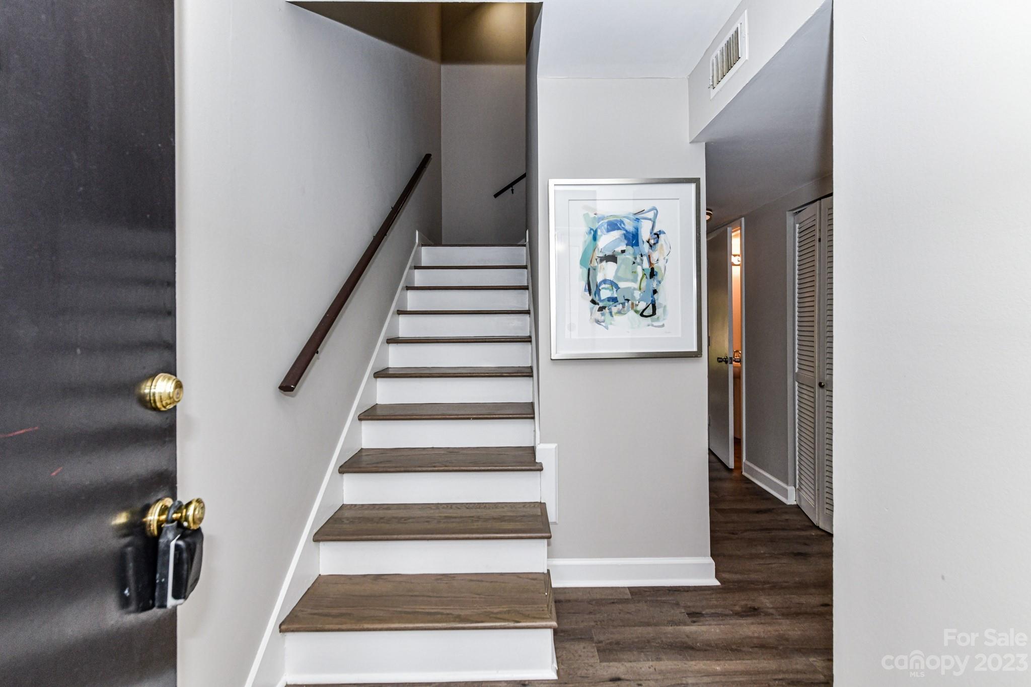 Sir Johns Hill - Residential