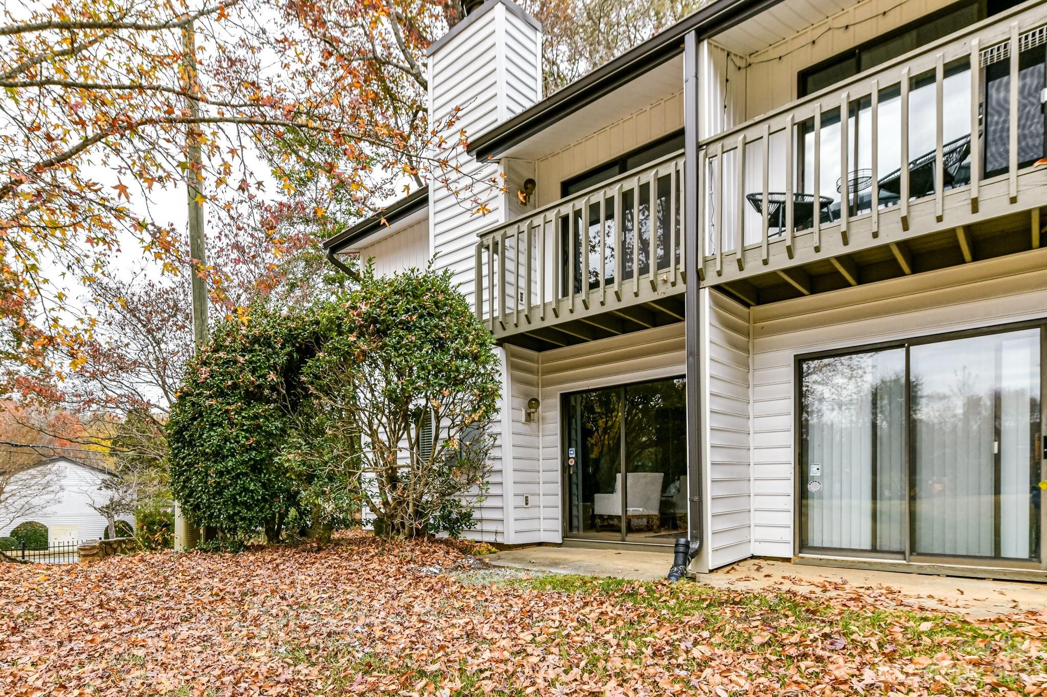 Sir Johns Hill - Residential