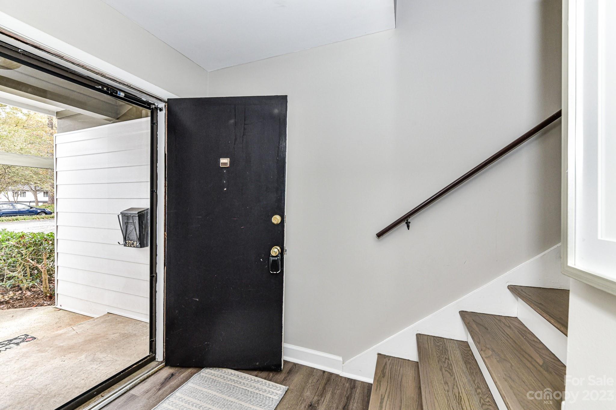 Sir Johns Hill - Residential