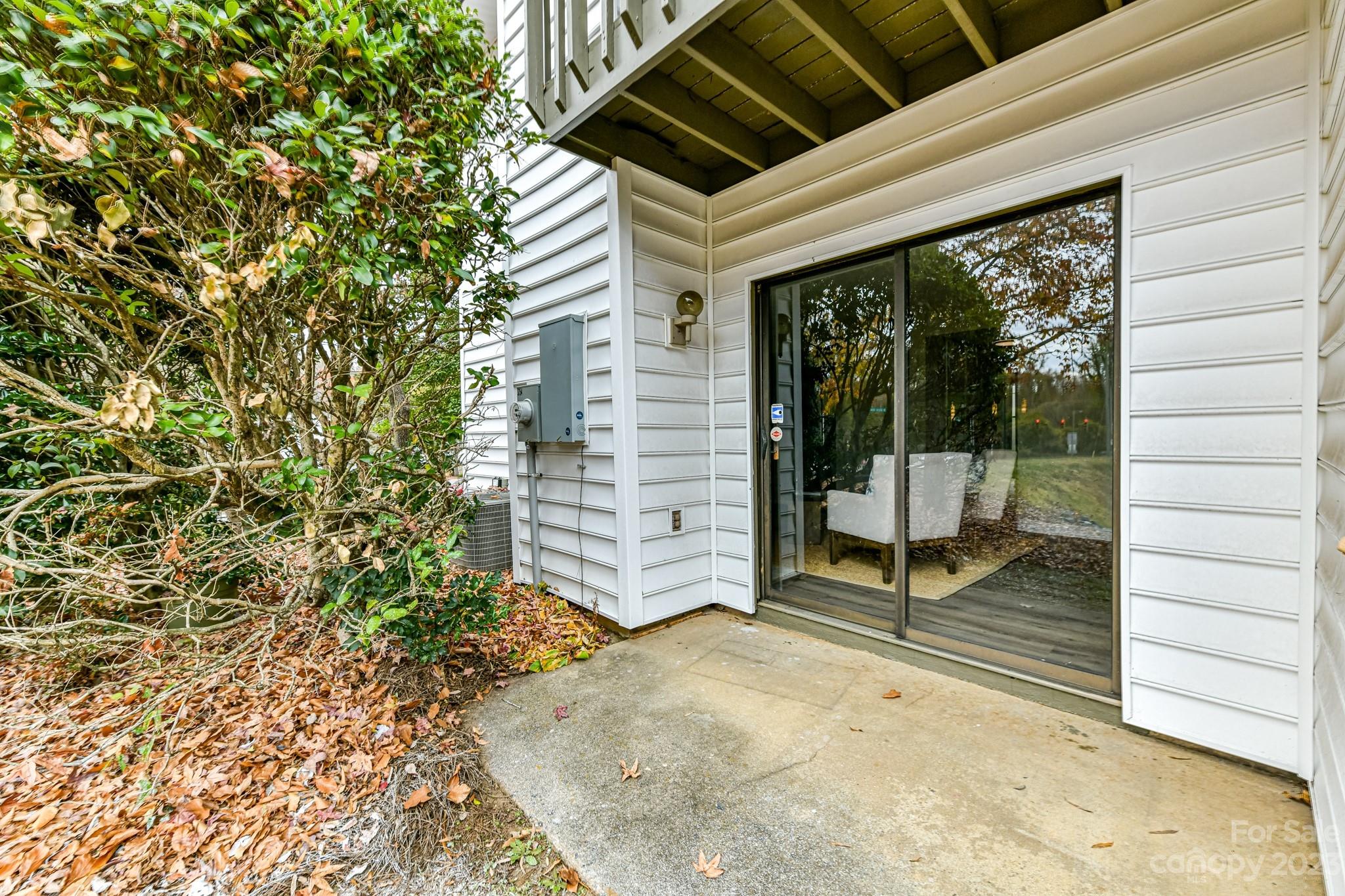 Sir Johns Hill - Residential