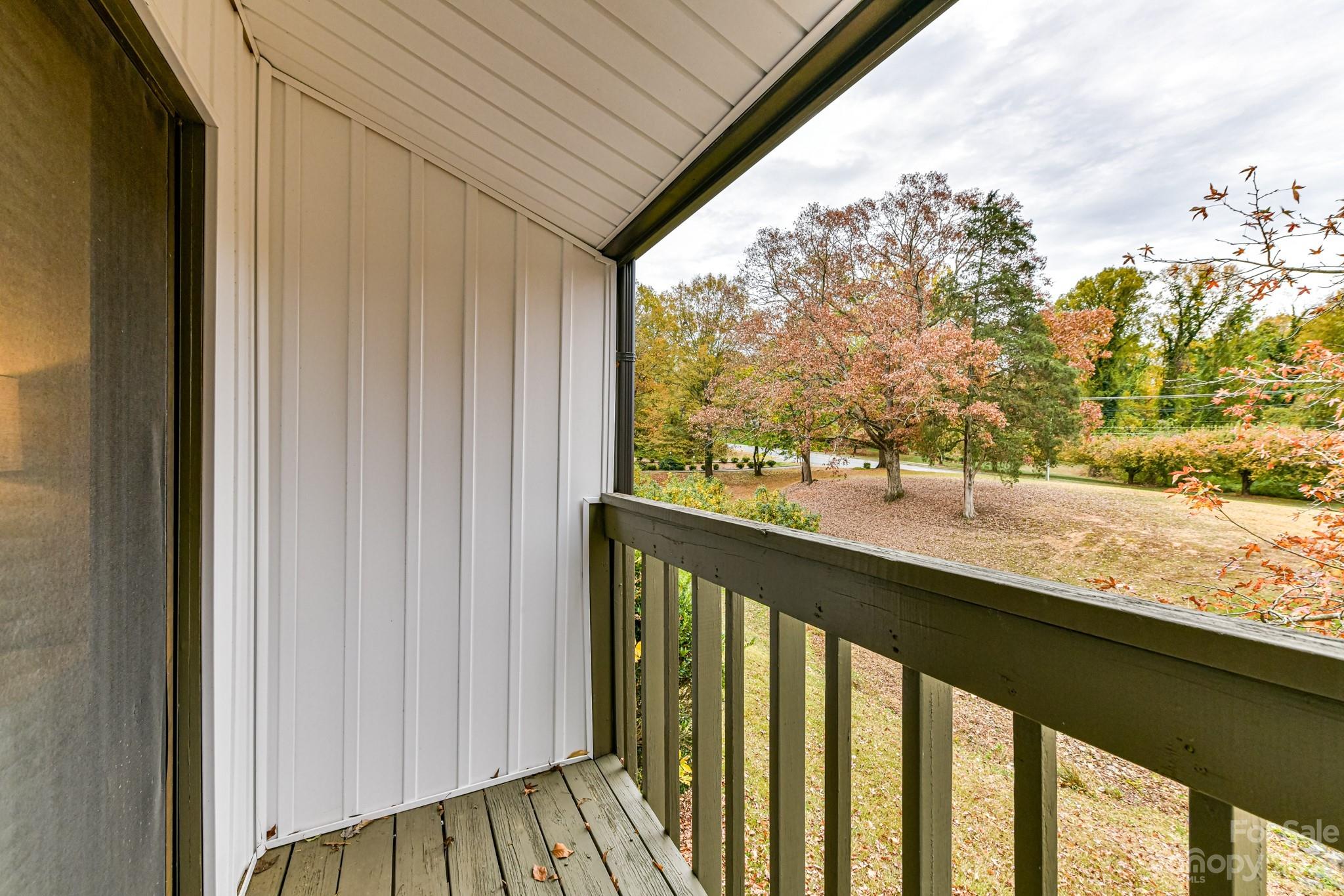 Sir Johns Hill - Residential