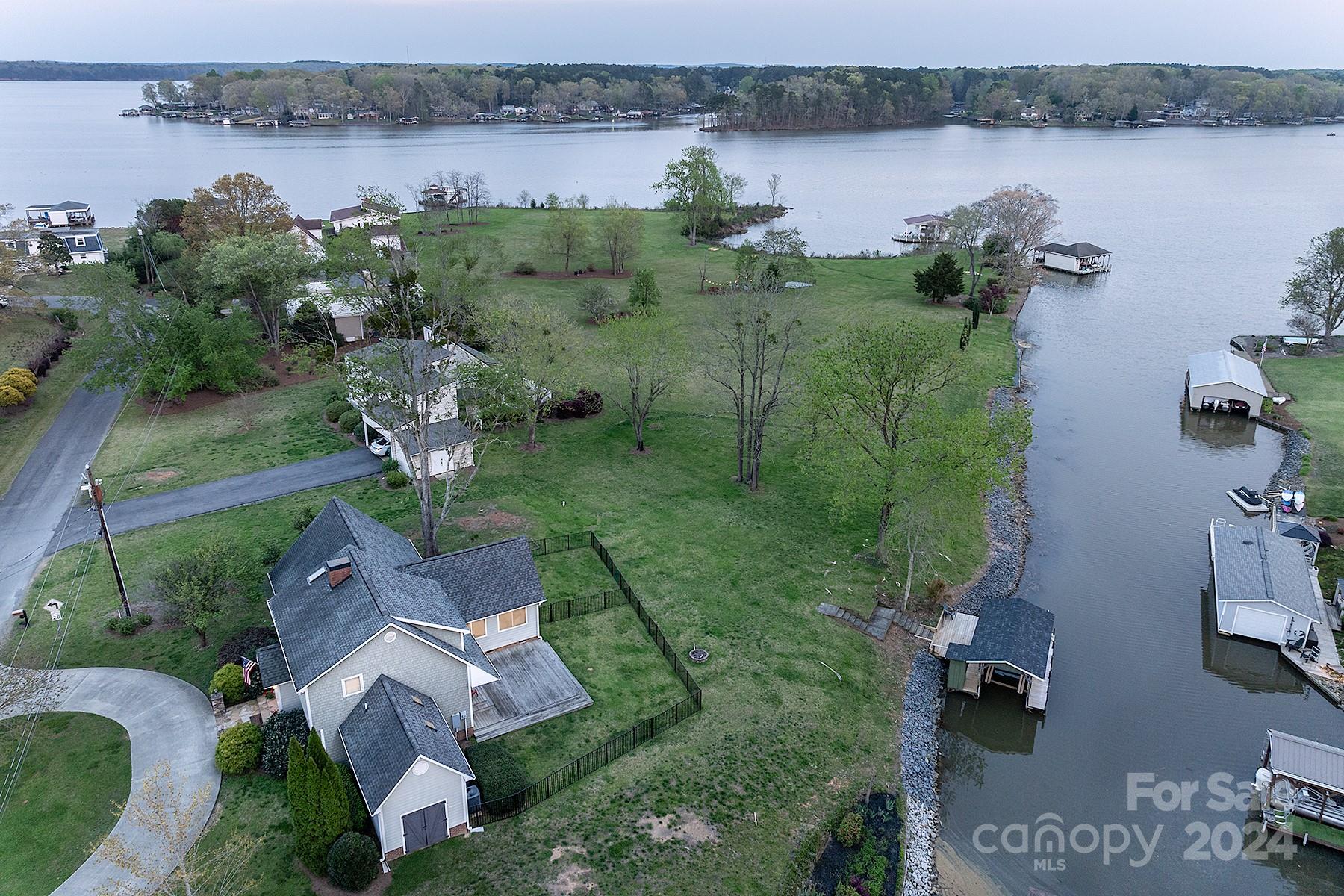 Tranquil Bay - Residential
