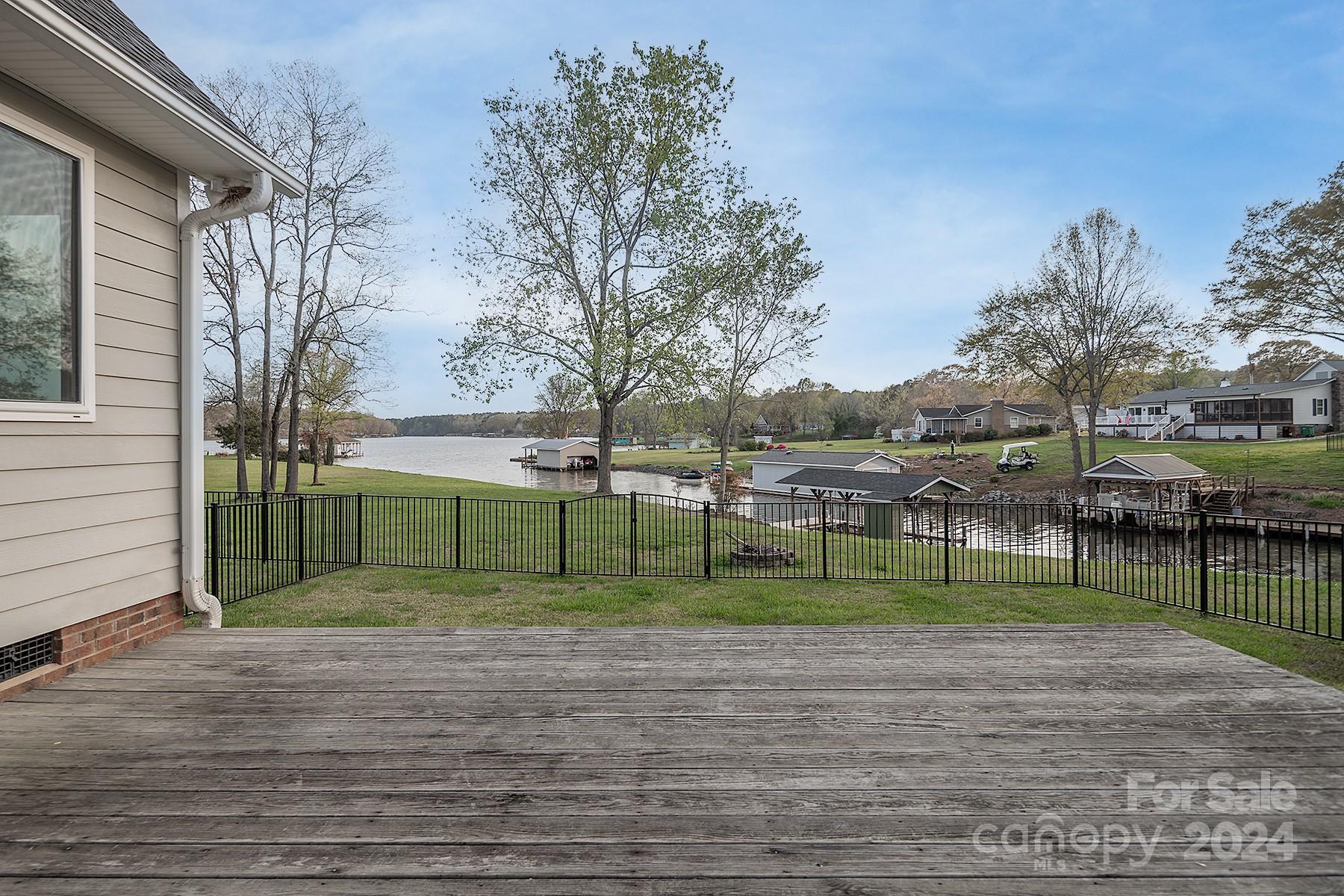 Tranquil Bay - Residential
