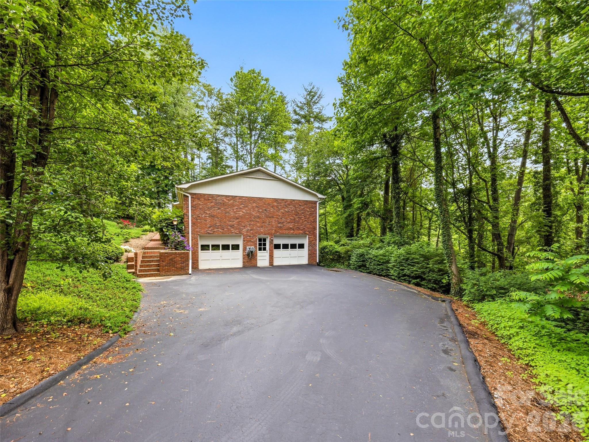 126 Surry Lane