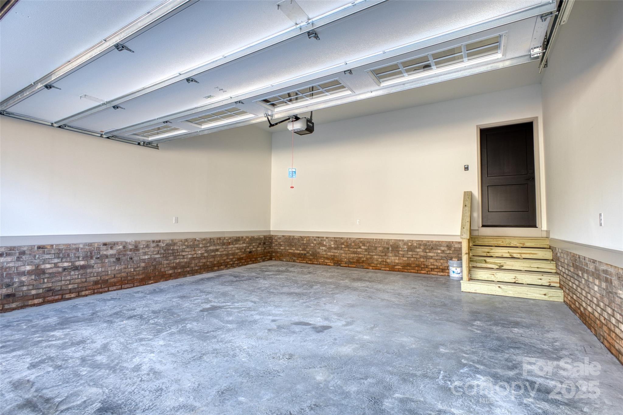 Ragin Estates - Residential