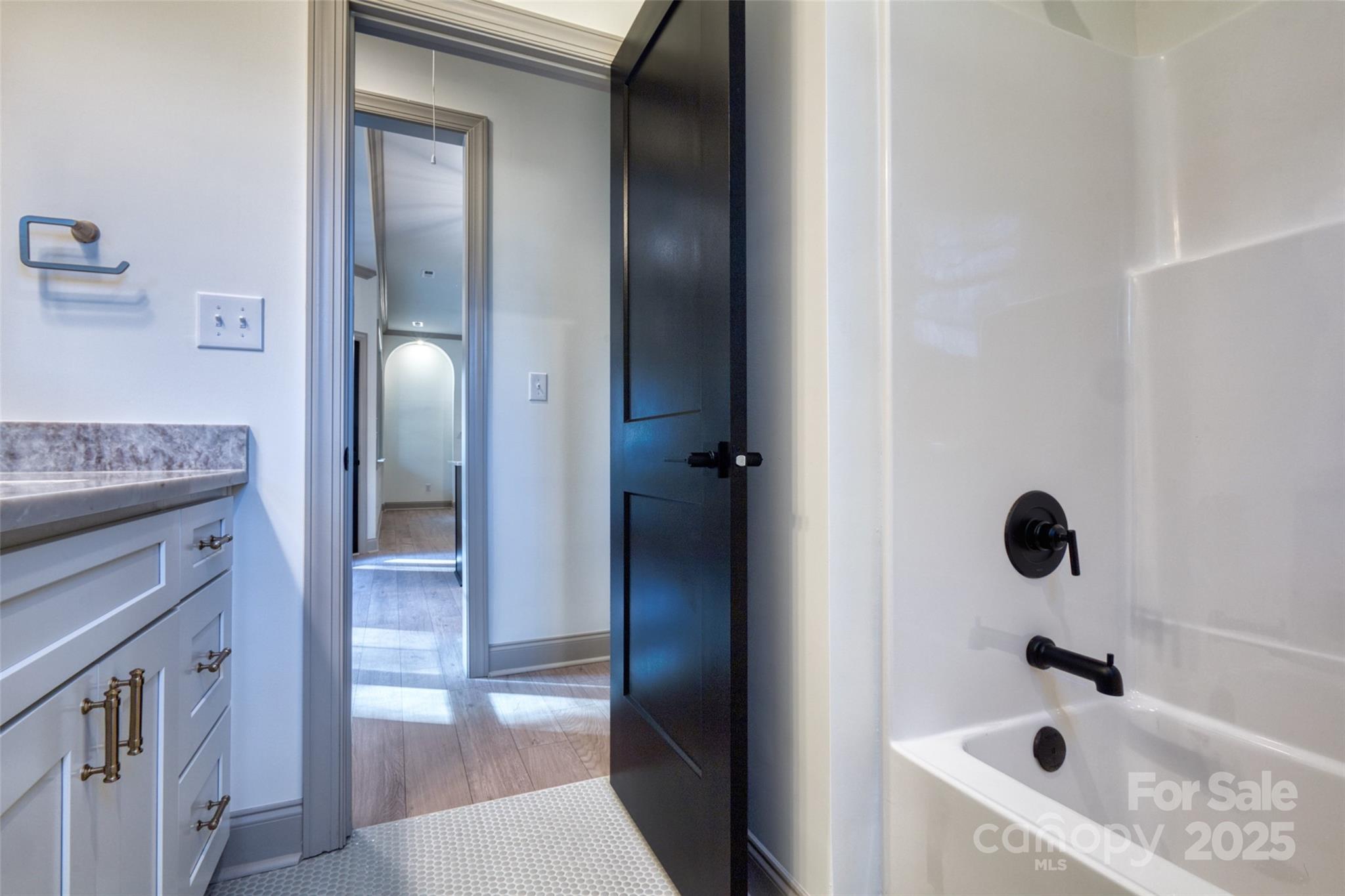 Ragin Estates - Residential