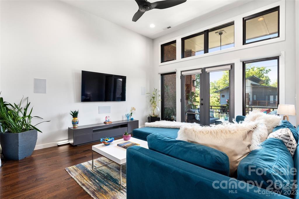 The Arts District - Residential