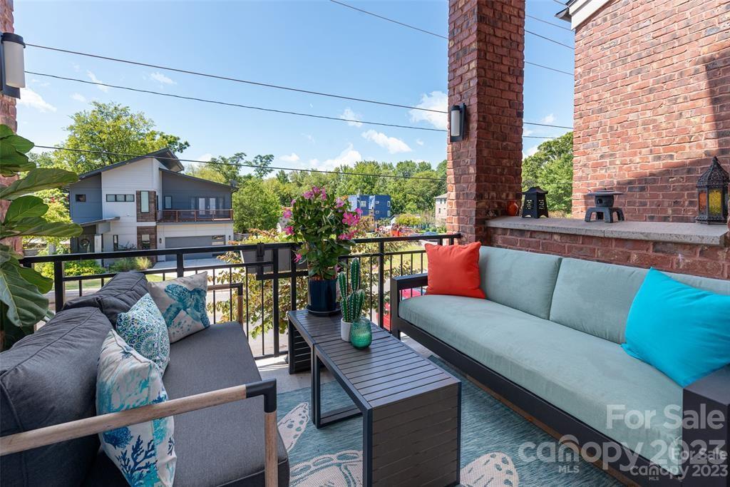 The Arts District - Residential