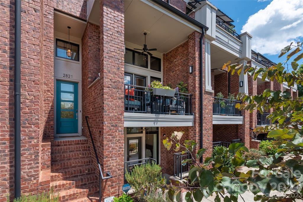 The Arts District - Residential