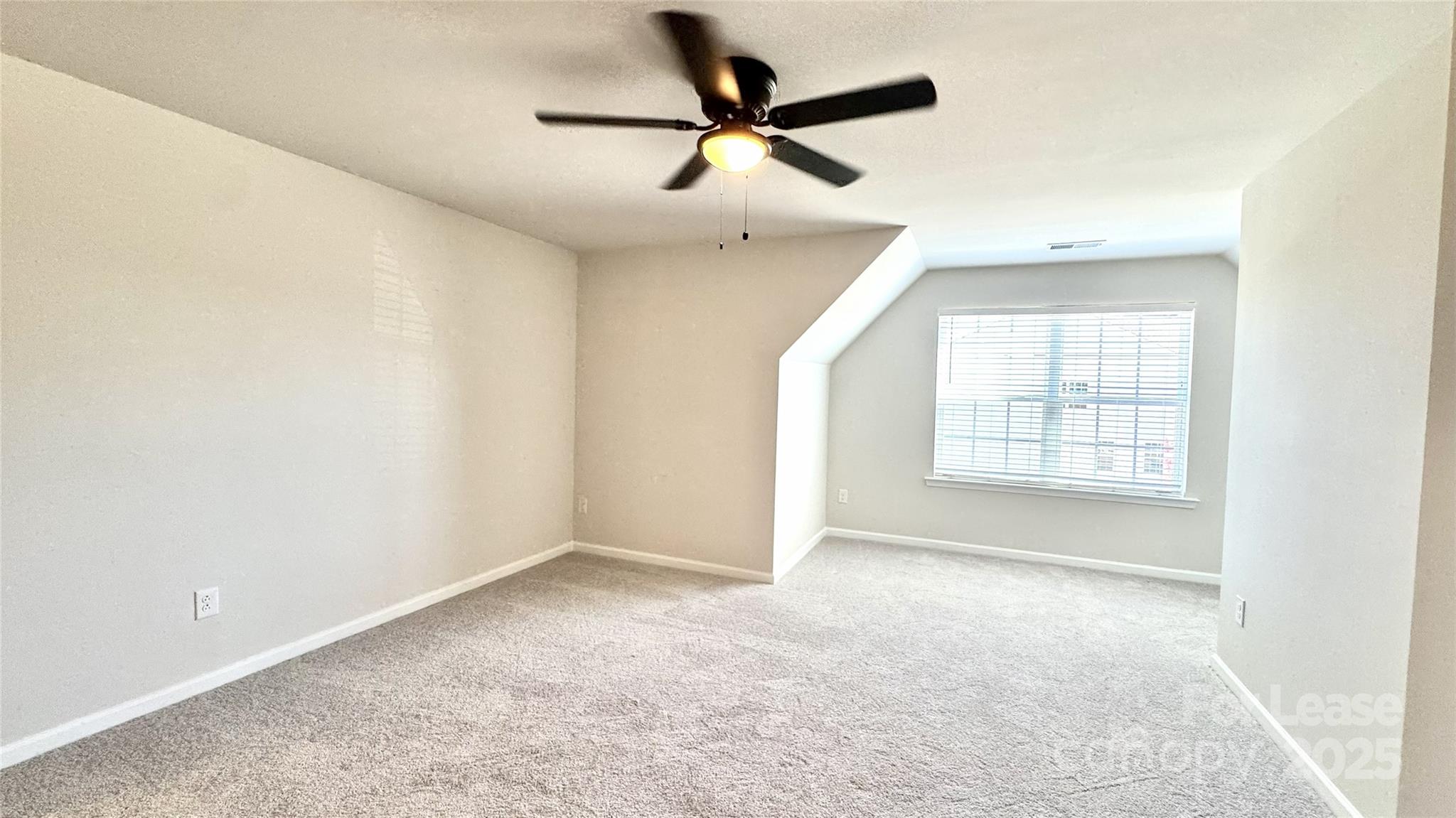 1542 Swallow Tail Drive