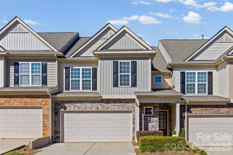 Photo of 6607 Portland Rose Lane, Charlotte, NC 28210 (MLS # 4436431)