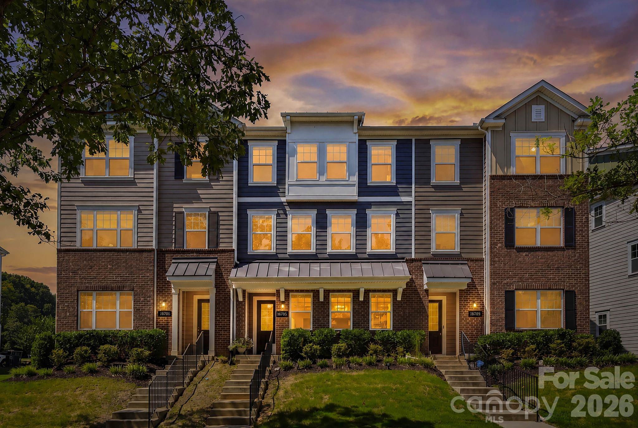 16705 Summers Walk Boulevard