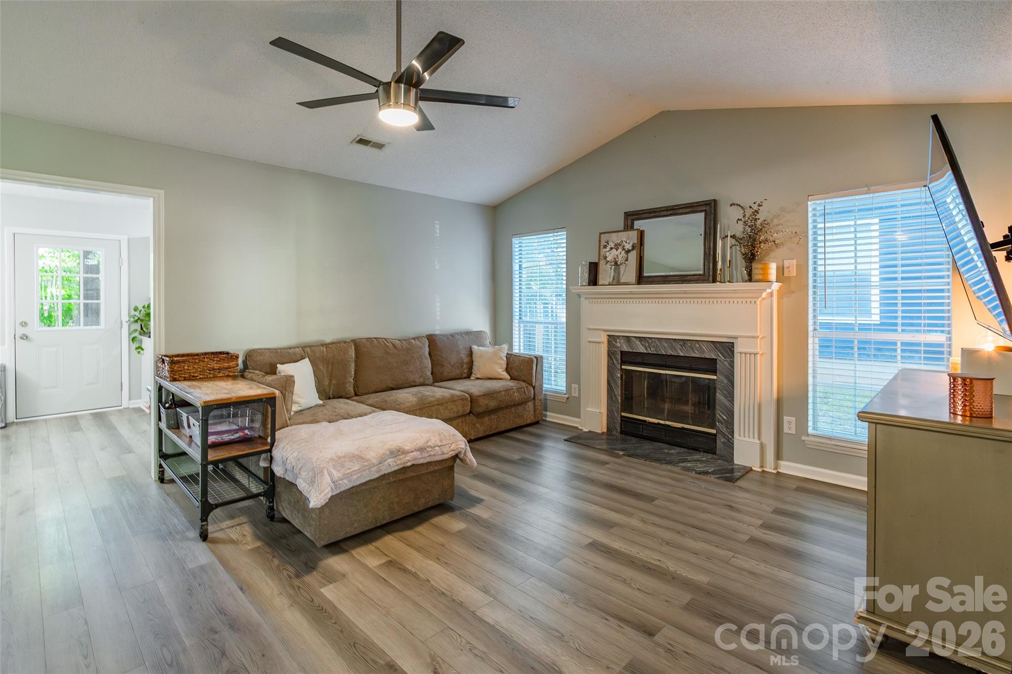 8514 Lockerbie Lane