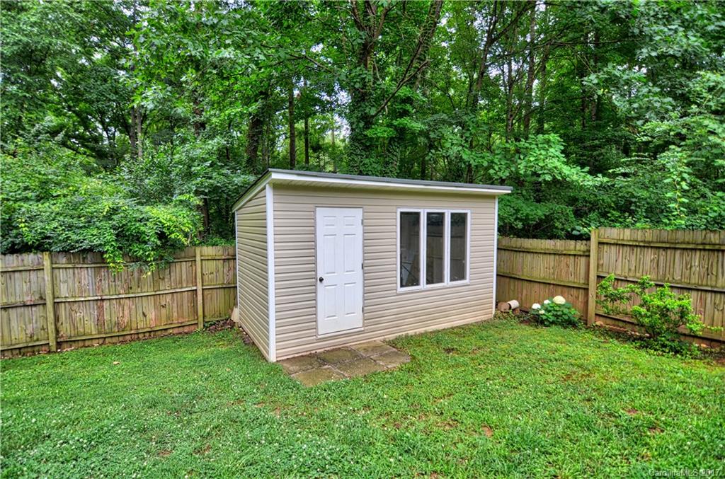 Idlewild Woods - Residential