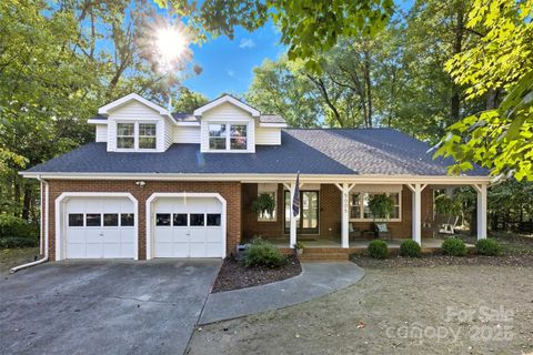 5005 Belford Court Charlotte NC 28226