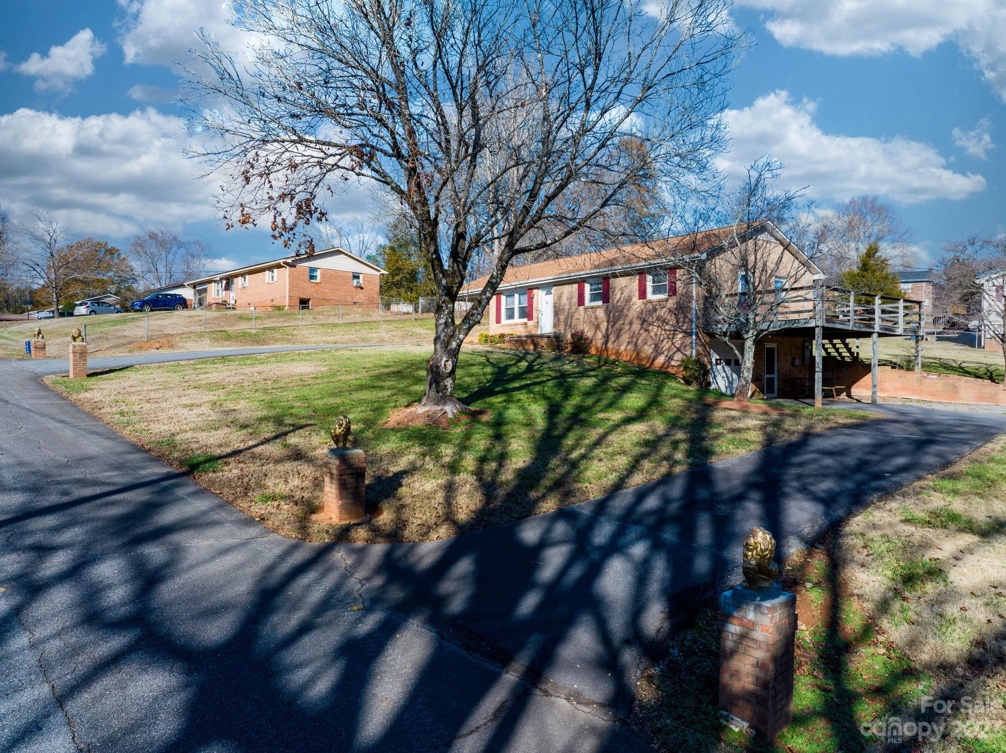 Landsdown - Residential