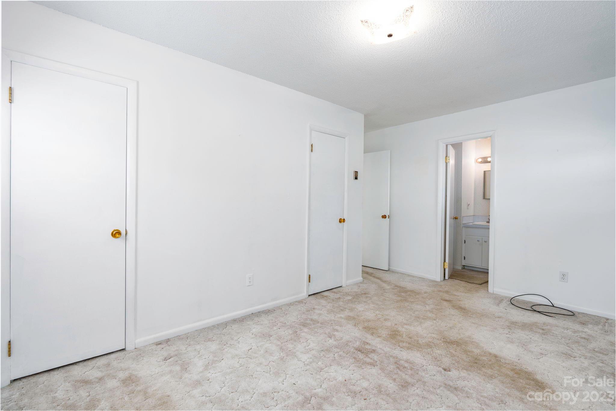 Landsdown - Residential