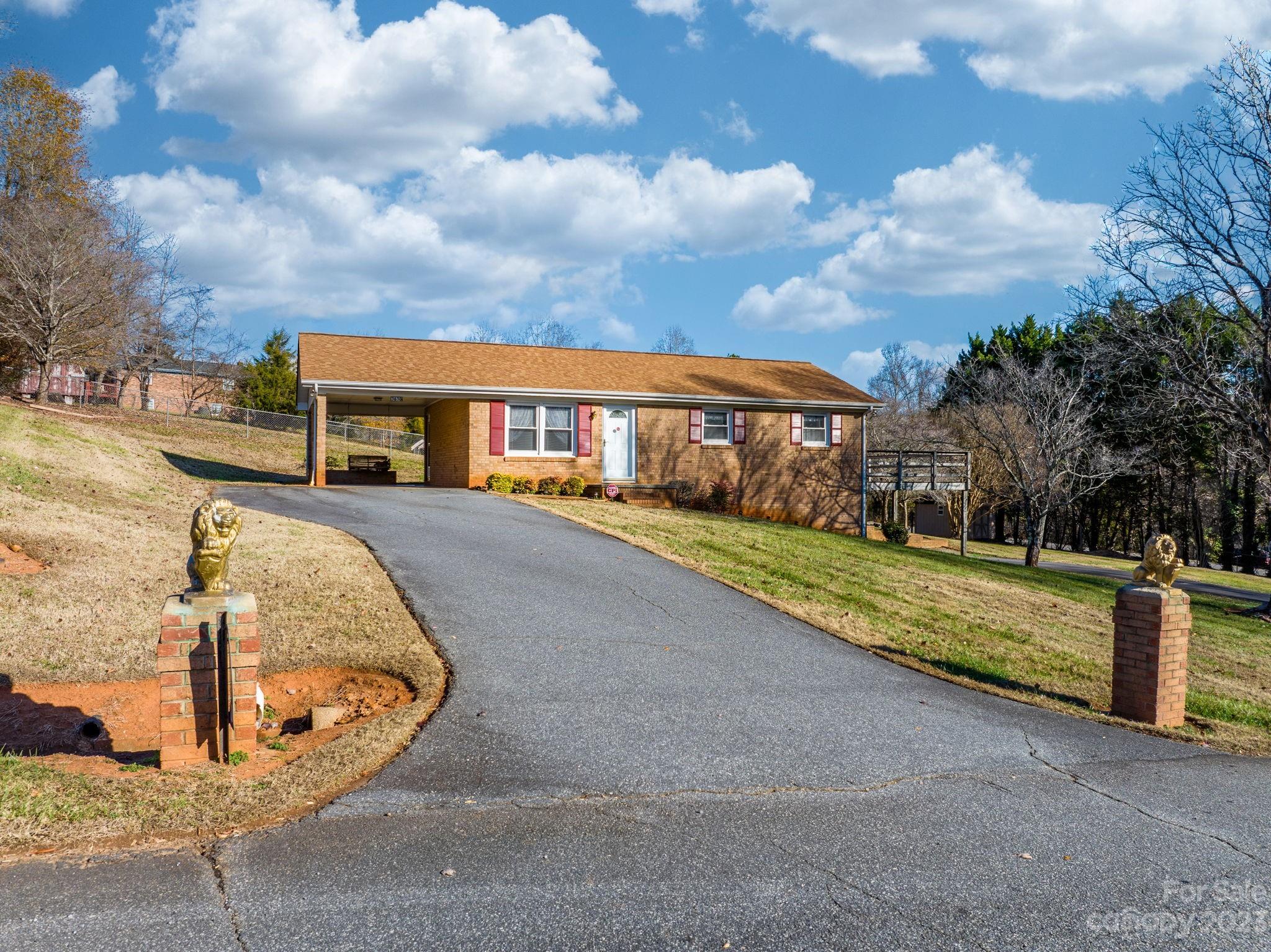 Landsdown - Residential