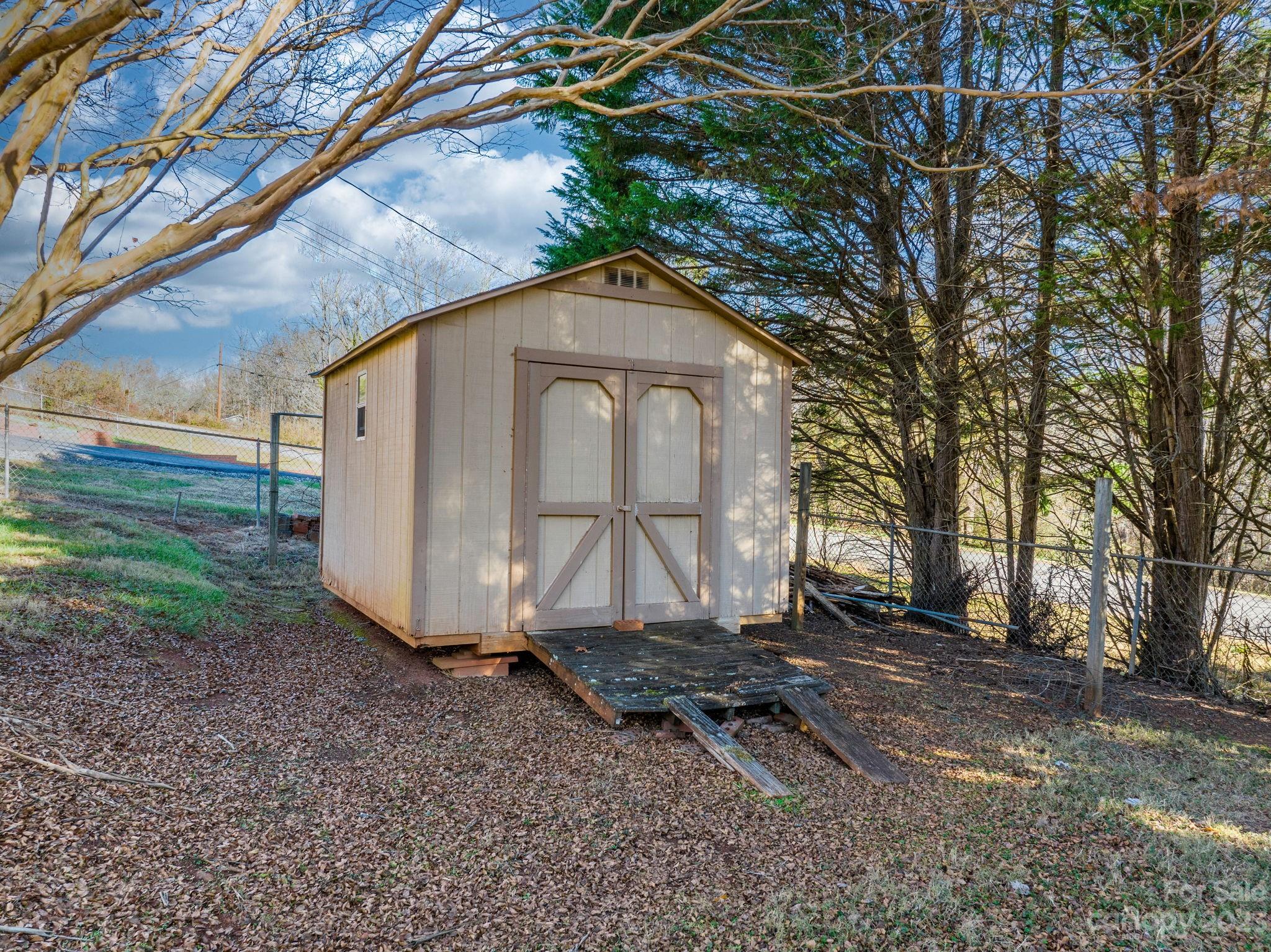 Landsdown - Residential