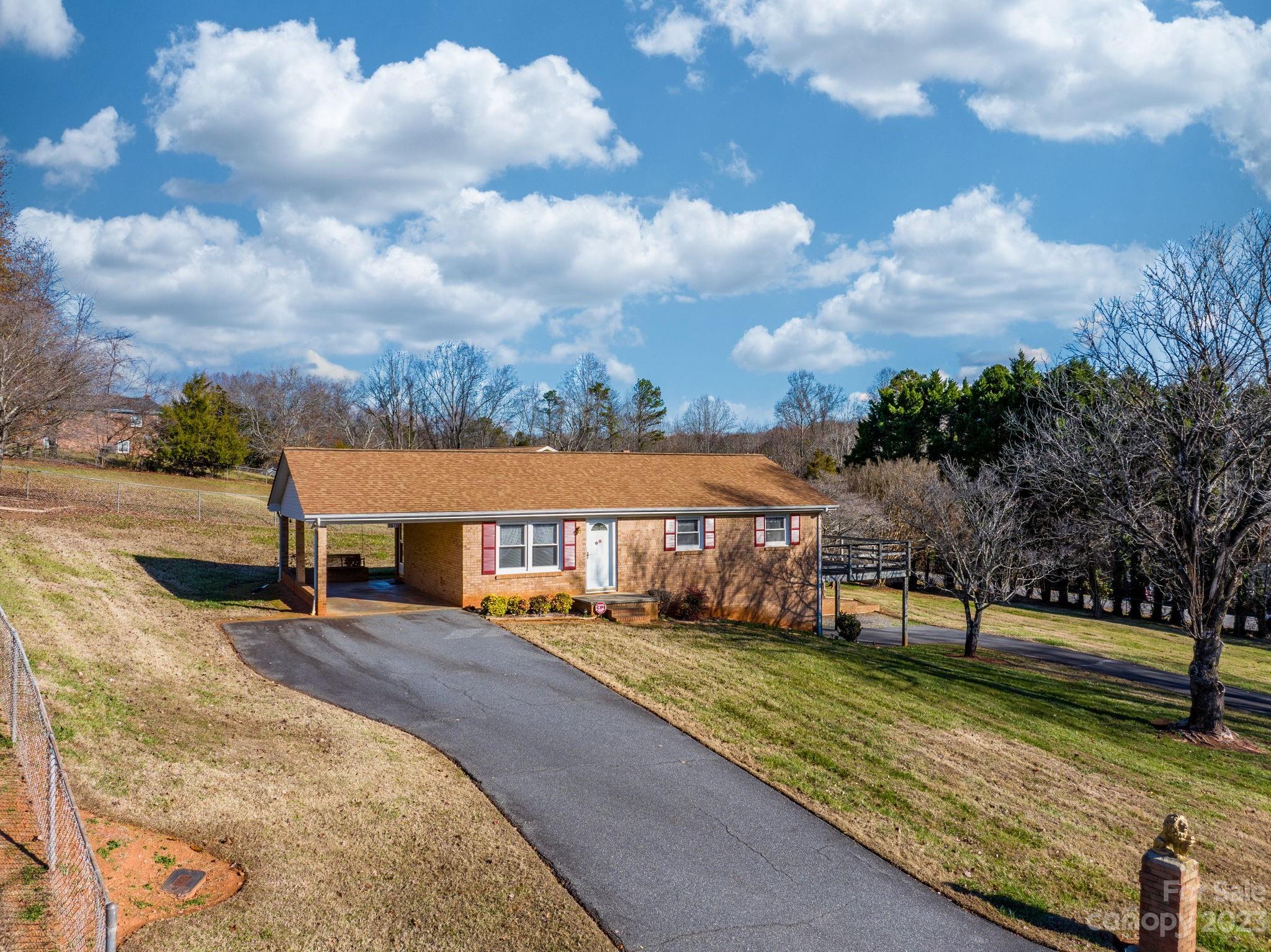 Landsdown - Residential