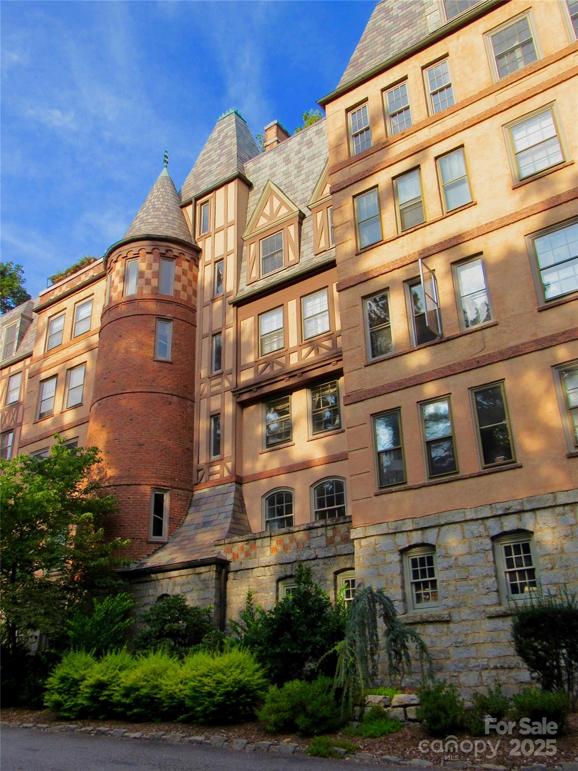 185 Macon Avenue 10B