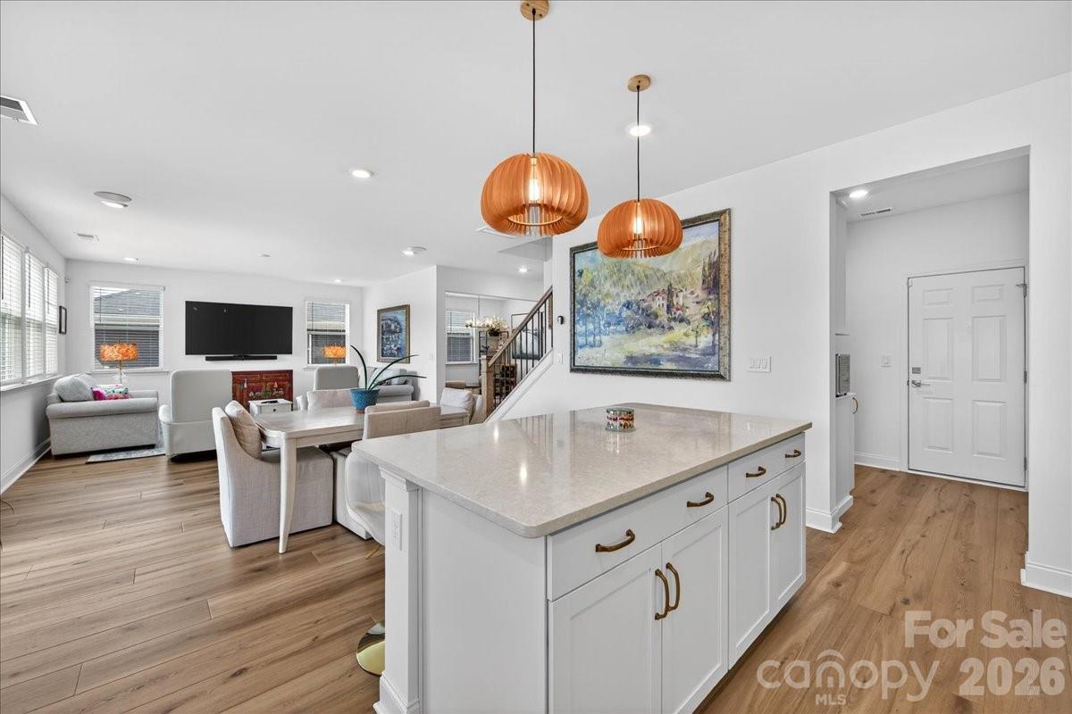 Bella Vista - Residential