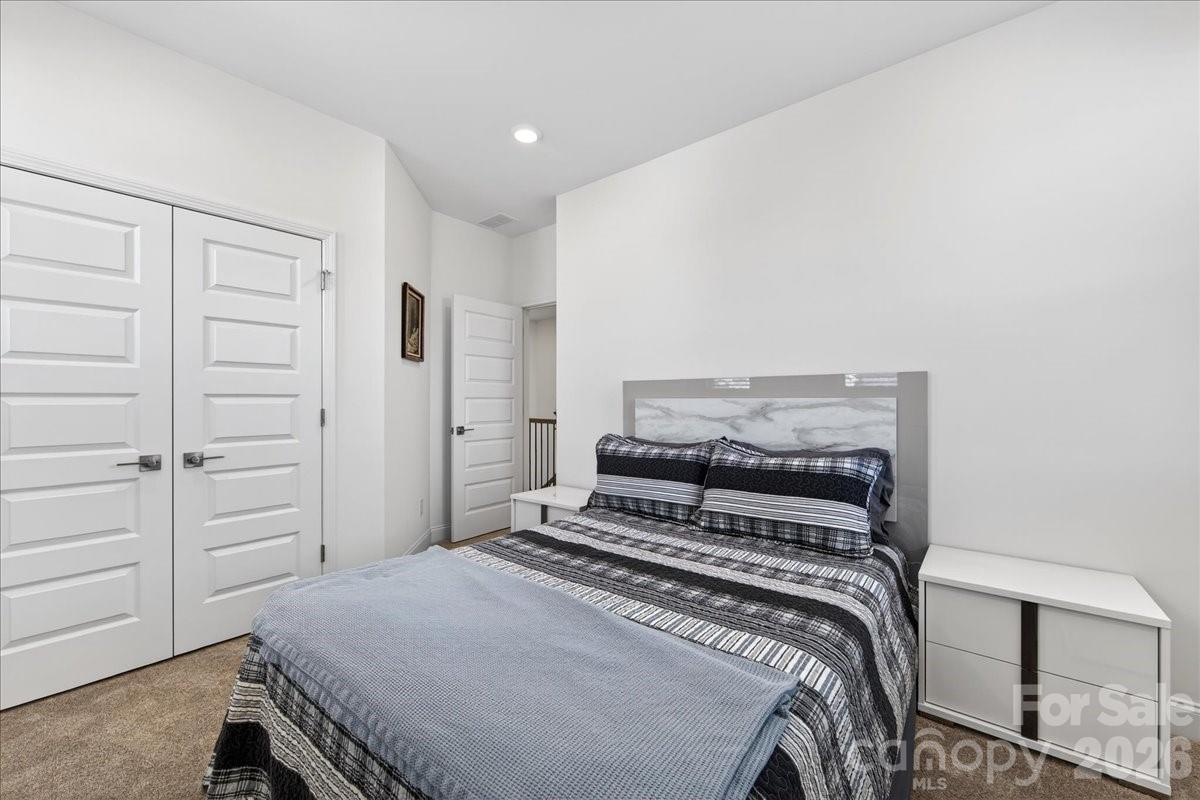 Bella Vista - Residential