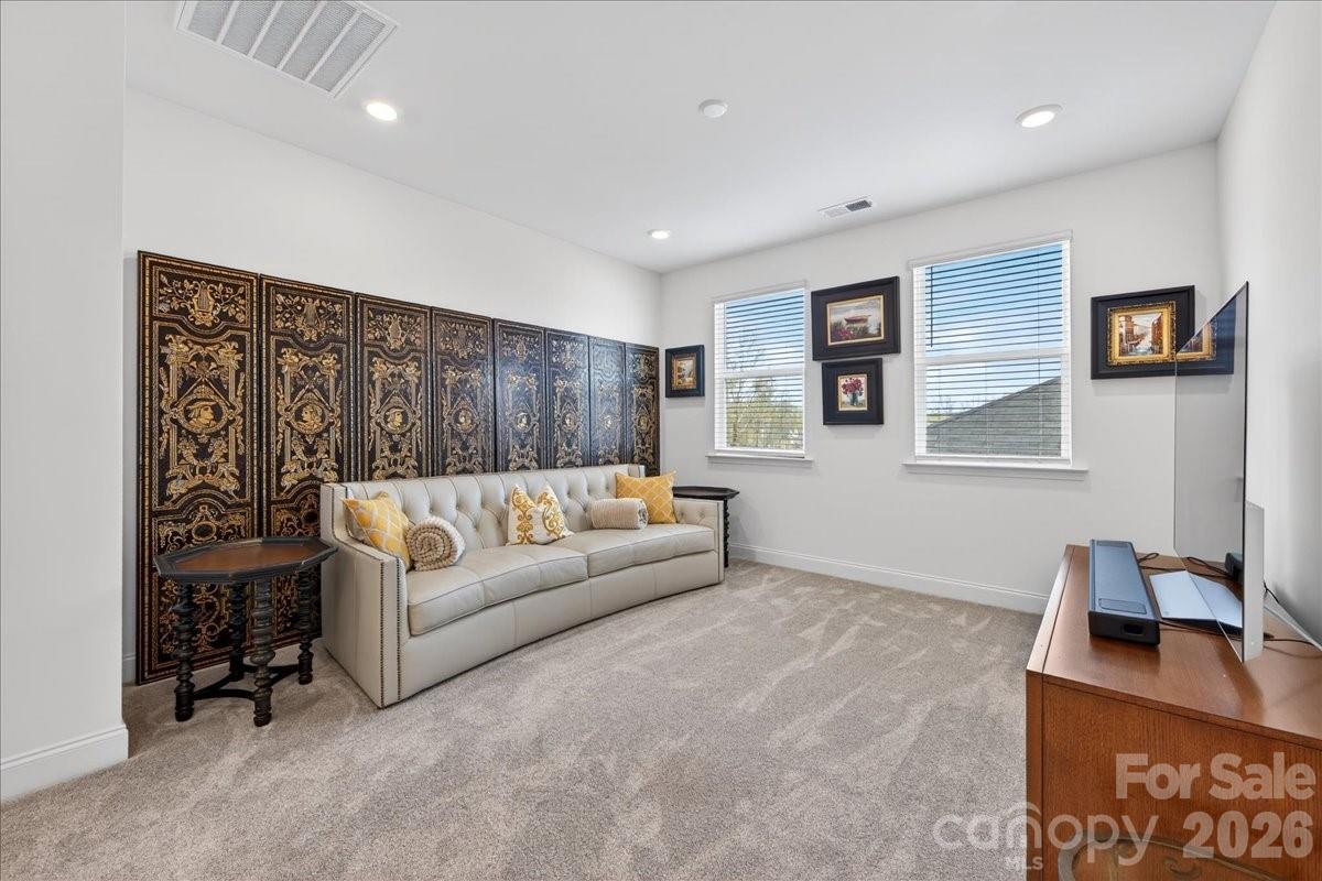 Bella Vista - Residential