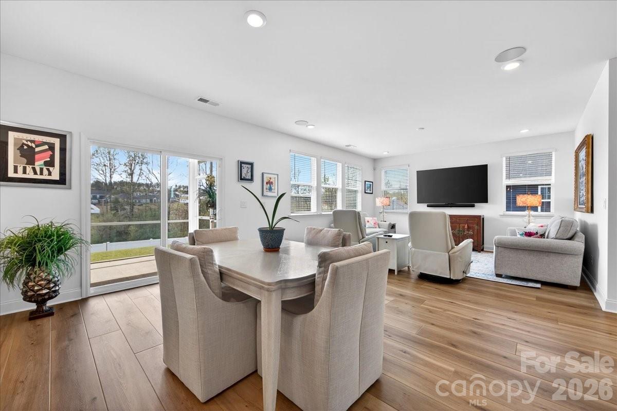 Bella Vista - Residential